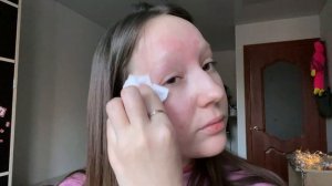 КАК Я ОБЕСЦВЕЧИВАЮ БРОВИ ? Как обесцветить брови дома