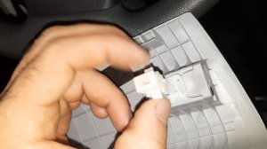 снятие потолка hundai solaris.mp4