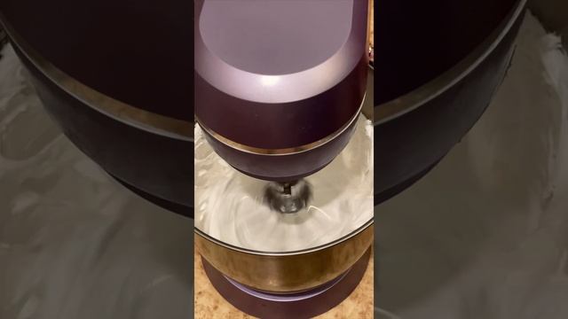 Стабильный белково-заварной крем (БЗК). У меня получается всегда... смотреть онлайн