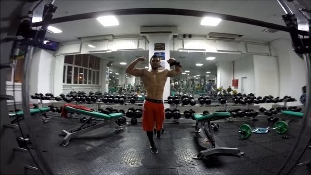 Позирование пляжный бодибилдинг смотреть онлайн