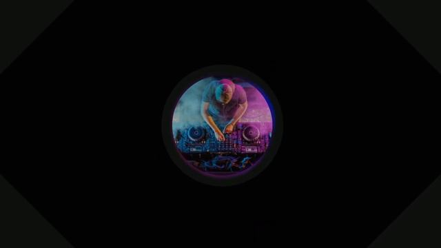 TwisTers - Cleopatra Bounce [BASS BOOSTED HQ] смотреть онлайн