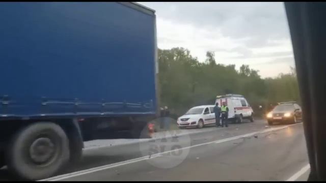Видео с места смертельного ДТП на трассе М-2 в Тульской области смотреть онлайн