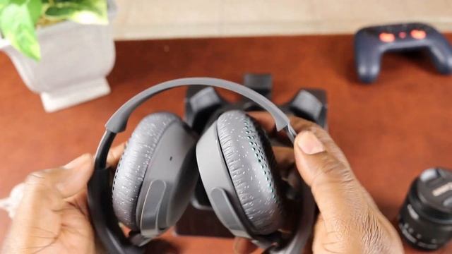 #Skullcandy #Bluetooth #Headphones Unboxing And Hands On Of The Skullcandy Riff Wireless Headphones