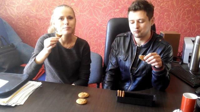 На спор 6 печенюшек без воды смотреть онлайн
