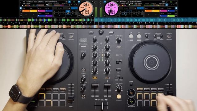 Pioneer DDJ FLX4 Mix with Serato DJ Pro | HouseMashups & ClubBangers смотреть онлайн