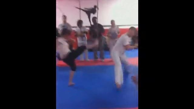 capoeira sport brasil Instr:Mar aberto смотреть онлайн