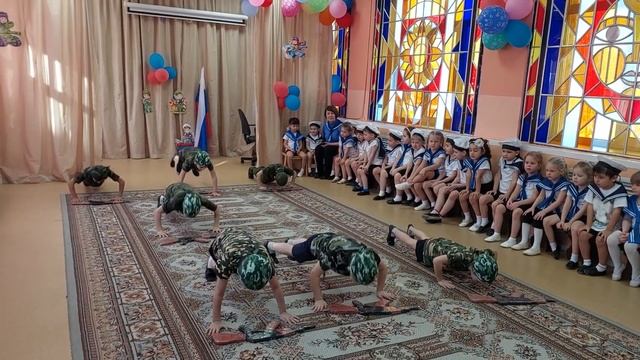 23 февраля, старшая группа. Танец "Солдаты" смотреть онлайн