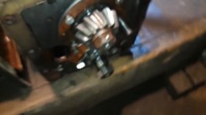 МТЗ-82 ремонт КПП ч. 3. выяснил причину шелеста в промежутке.