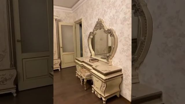 Спальня Анжелика с 6 дверным шкафом Бежевый глянец ЭдРум . смотреть онлайн