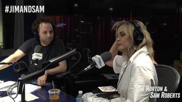 Taylor Schilling - 'Orange is the New Black', Celebrity Status, Insane Clown Posse and more смотреть онлайн