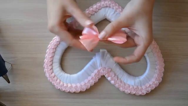 Валентинка Сердечко канзаши/Valentine Heart kanzashi смотреть онлайн