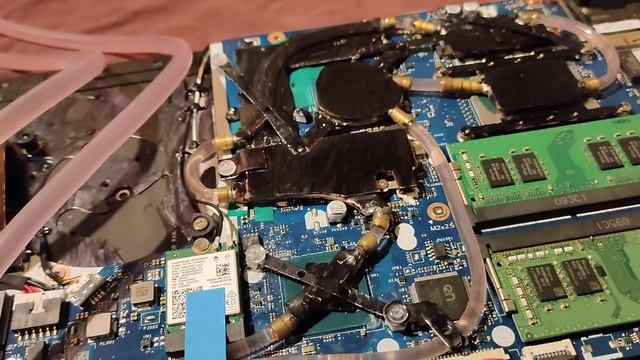 ноутбук на водяном охлаждении через год смотреть онлайн