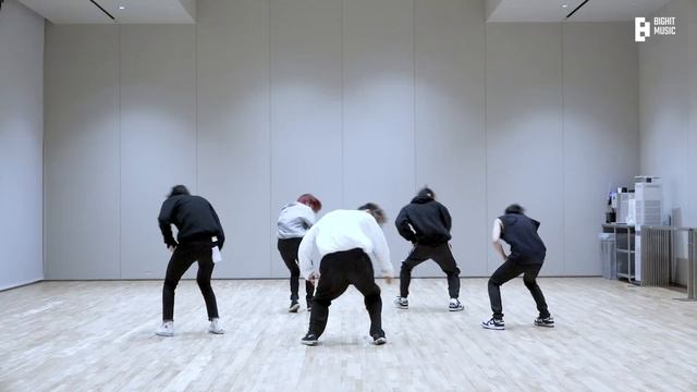 TXT (투모로우바이투게더) 'Opening Sequence' Dance Practice смотреть онлайн