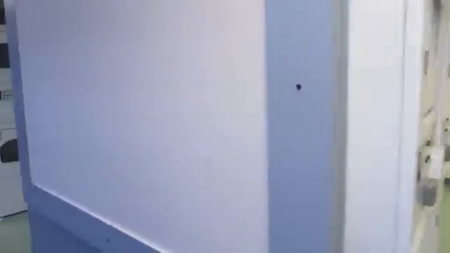 Broward Hall смотреть онлайн