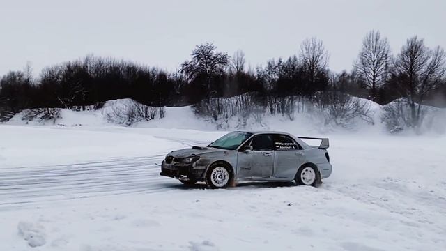 Зимний дрифт на классике | Пермь, Мулянка смотреть онлайн
