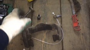 Пежо Партнер замена передних тормозных дисков