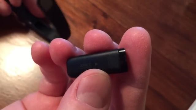 FitBit Flex Battery Installation Tutorial смотреть онлайн