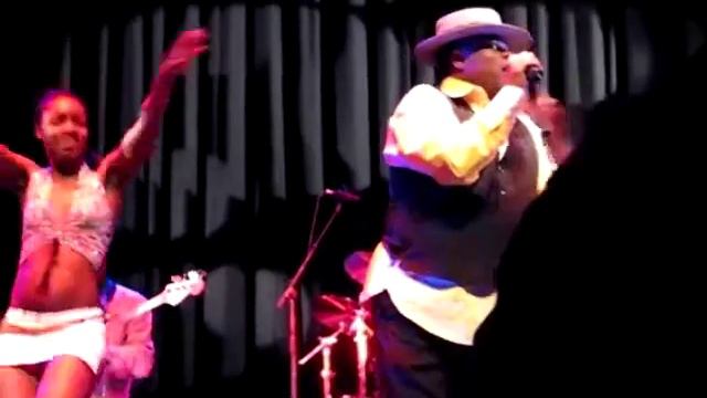 Kanda Bongo Man live at Queen Elisabeth Hall London 2006 Desk Audio pt 3 смотреть онлайн