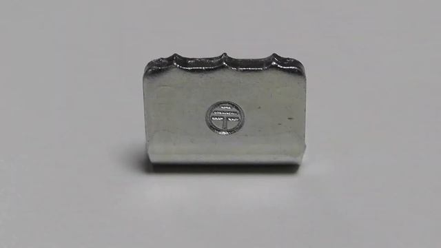 Шкафы напольные: как это работает. Ручка поворотная с цилиндром LH 1C.Z. Видео №04. ПРОВЕНТО смотреть онлайн