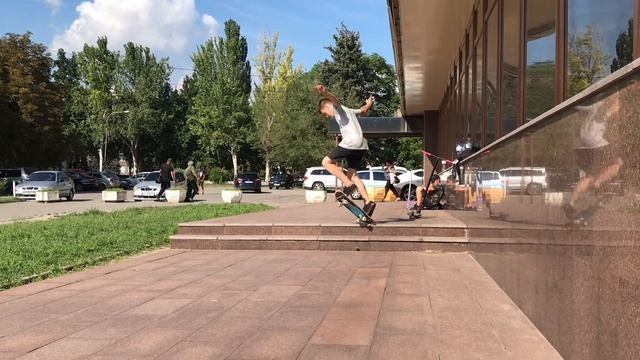 СКЕЙТБОРД ИЗ СПОРТМАСТЕРА VS СПОТЫ ЗАПОРОЖЬЯ! смотреть онлайн
