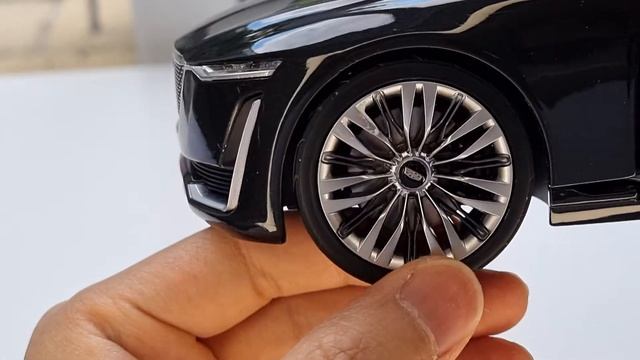 Cadillac Escala (Dealer Edition) - 1/18 Diecast - In Depth Review