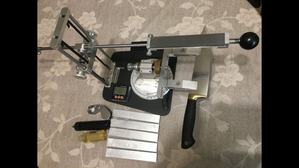 Заточка ножа для разделки мяса на станке "Как Бритва" брусками от "Grinderman"