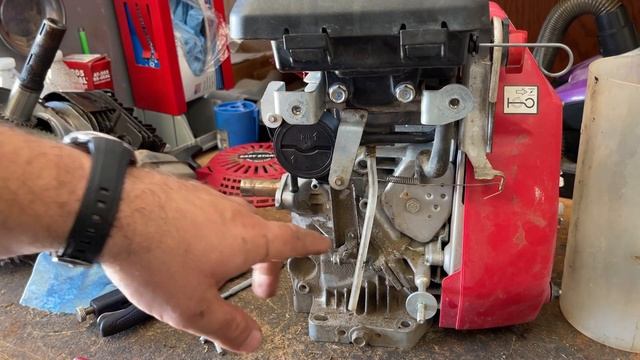 Honda GC190 Fuel Pump Replacement смотреть онлайн