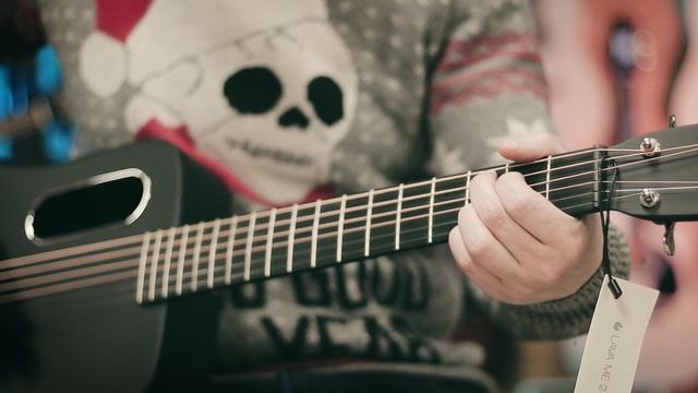 Lava ME 2 - гитара из карбона?! смотреть онлайн