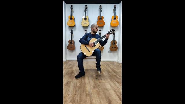 Guitarra Clásica Paco Pastillo 205 Cedro - Amor a la Española смотреть онлайн