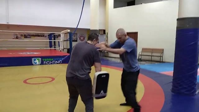 "Радабор" Ударная связка с уходом от бокового удара. смотреть онлайн