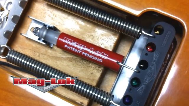 NEW Super-Vee Mag-Lok Tremolo Stabilizer Action смотреть онлайн