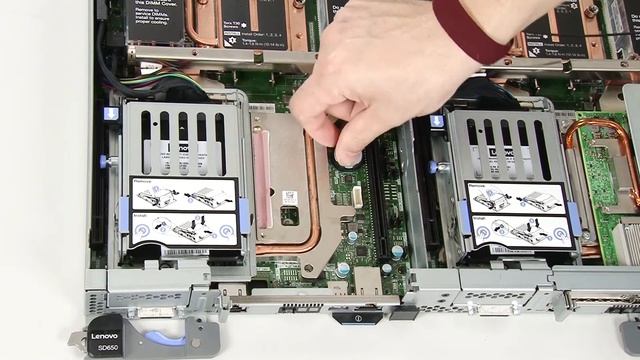 Lenovo ThinkSystem SD650 installing a CMOS battery смотреть онлайн
