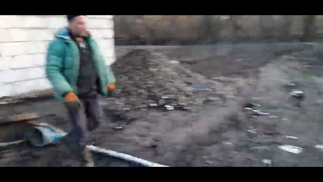Навозоудаление в сарае. Свиноводство. смотреть онлайн