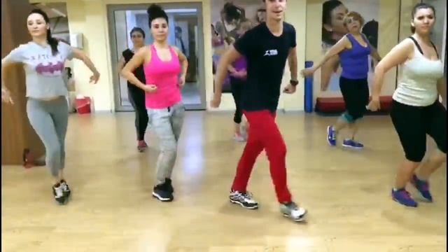 Eres Mia - Romeo Santos - Zumba Bachata By Borchescu Paul