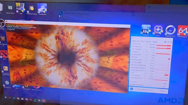 Karta graficzna CHŁODZONA KOSTKAMI LODU! смотреть онлайн