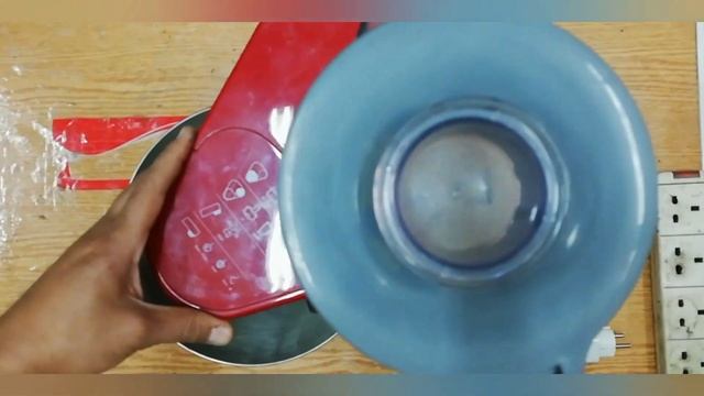 طريقه التشغيل الصحيحه لعجان كينوود 900 W смотреть онлайн