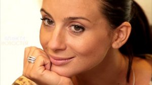 Екатерина Стриженова постройнела и показала растяжку