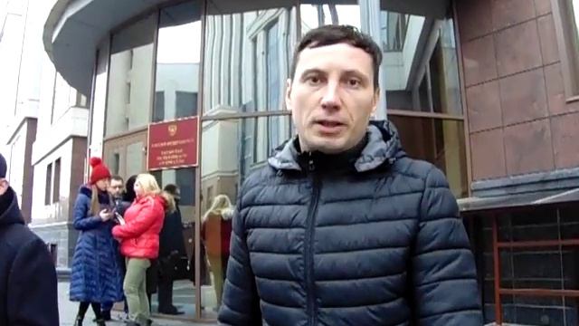 Интервью с участниками заседания Верховного суда РТ. Арест экоактивиста на 10 суток в силе... смотреть онлайн