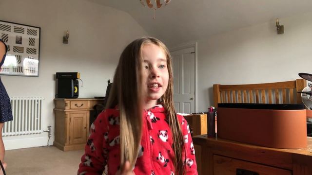 Evangelina's...Dyson Airwrap Review смотреть онлайн