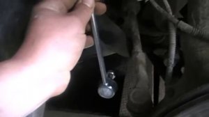 Замена передних стоек стабилизаторов Форд мондео.