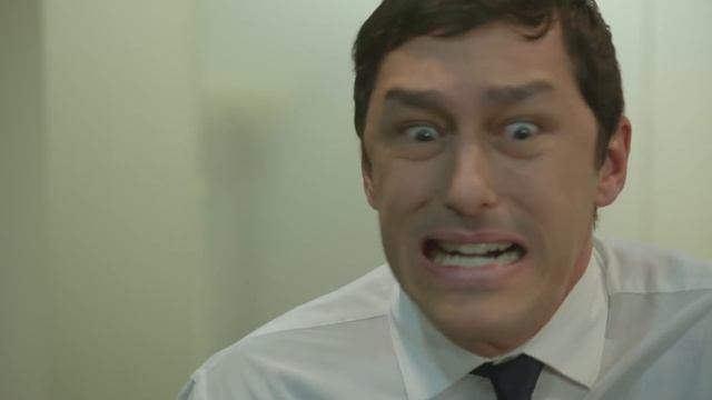 FUNNY! DORITOS BROKEN FOOT - Doritos Crash The Superbowl смотреть онлайн