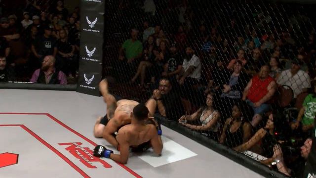 NSC 15: Javier Olivas v. Alexis Flores смотреть онлайн