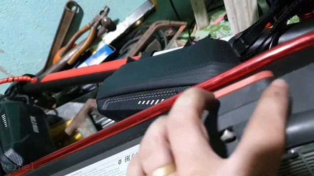 How to Install & Replace Kickstand of Xiaomi M365 (365 Electric Scooter Pro) смотреть онлайн