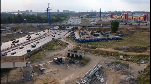 Вид с квадрокоптера на реконструкцию развязки МКАД с Алтуфьевским шоссе. смотреть онлайн
