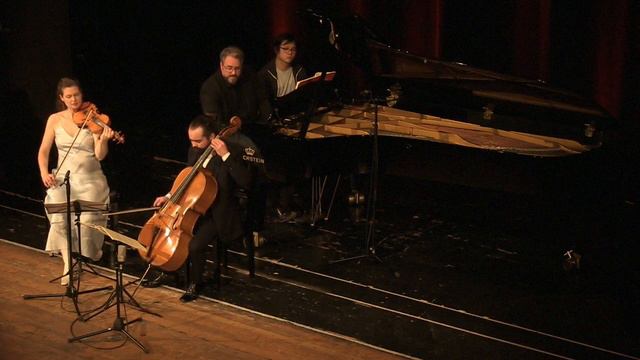 ATOS Trio: Mozart - Trio In Bb-Major, KV502 - Complete