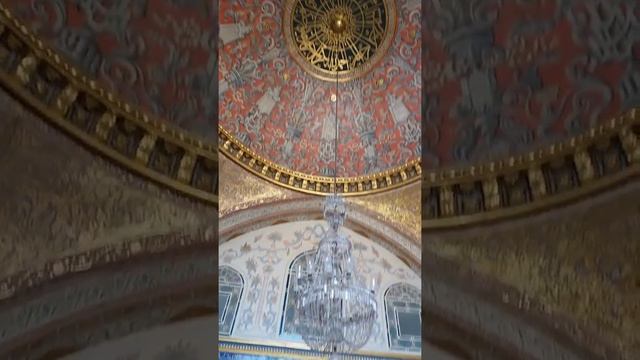СТАМБУЛ. Во дворце СУЛТАНА СУЛЕЙМАНА. ТОПКАПЫ.Османская империя.Турция. Istanbul. смотреть онлайн