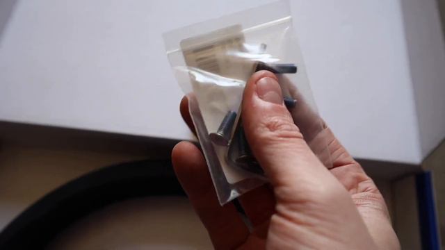 Installing an aftermarket steering wheel!! (Sparco/Momo)..+ Mercedes 190E Evo2 wide body updates смотреть онлайн