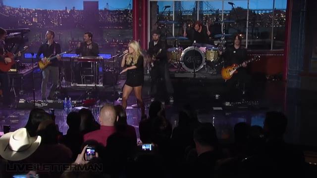 Carrie Underwood - Good Girl (Live on Letterman) смотреть онлайн