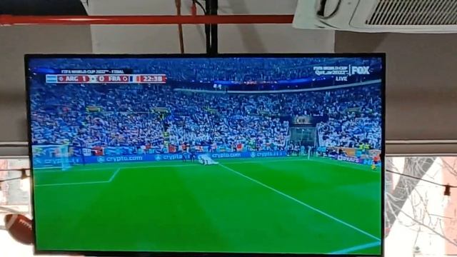 First goal. Messi PK. Pro Argentina crowd, Pig Beach BBQ, Astoria, Queens смотреть онлайн