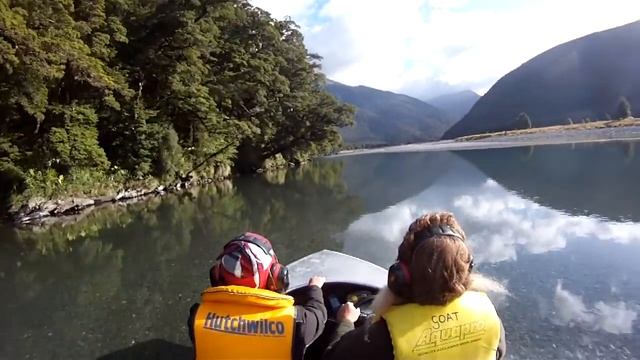 Jetboating in the mountains , New Zealand смотреть онлайн